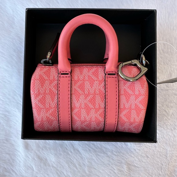 LAST ONE‼️Michael Kors Micro Duffle Keychain - Picture 6 of 8